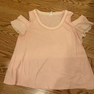 Anthropology Cold shoulder tee by Akemi + kin